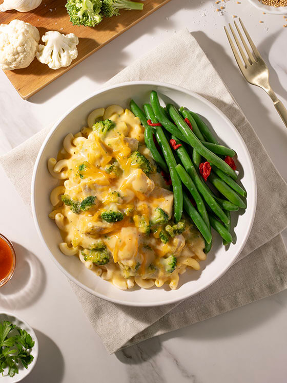 Cheesy Broccoli and Chicken Pasta